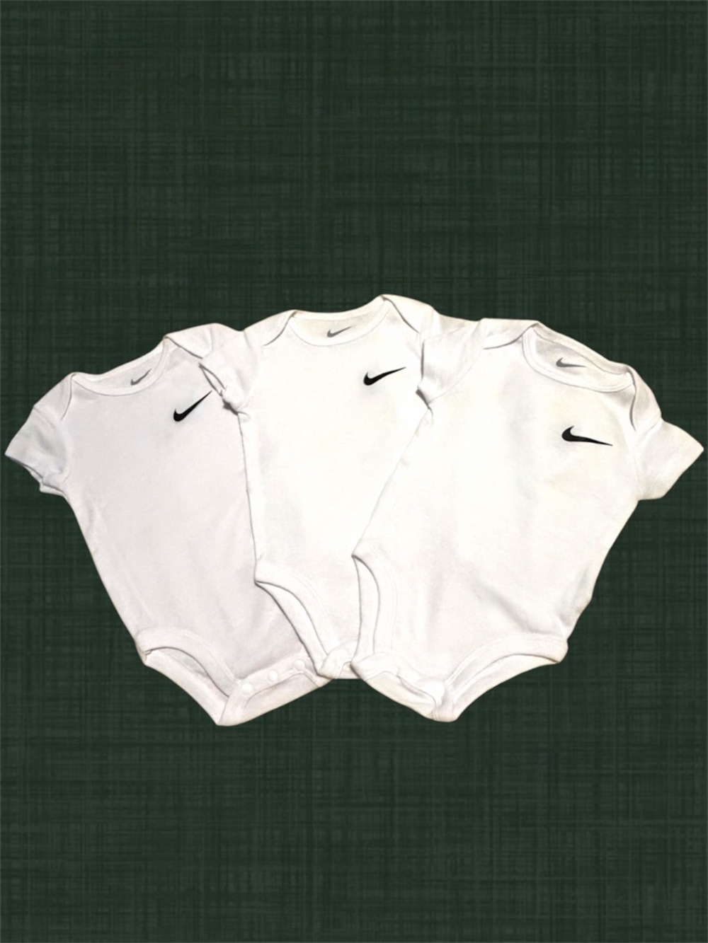 ❤︎2/$20❤︎ Nike Baby Bodysuit Bundle of 3